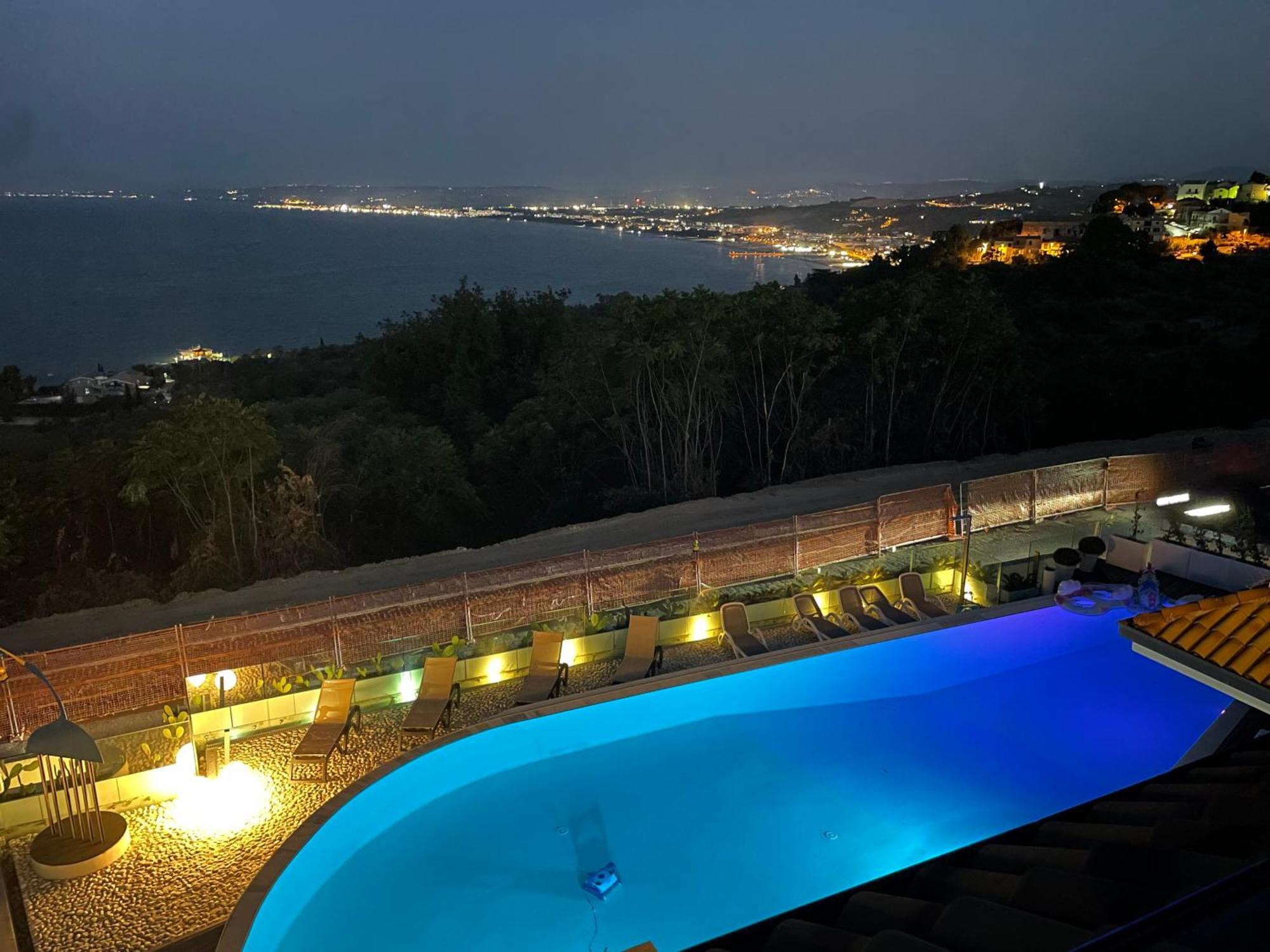 Santa Lucia Home Vasto Exteriér fotografie